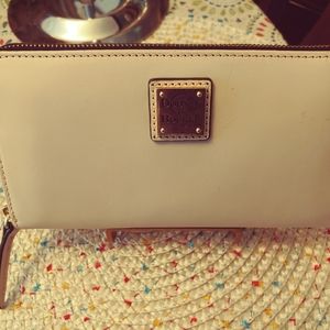 Dooney & Bourke Zip Wallet